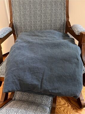 Quince Charcoal Linen Duvet Cover